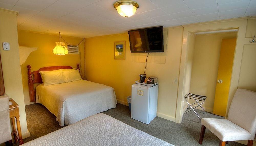 Picket Fence Motel St. Andrews By The Sea Exterior foto